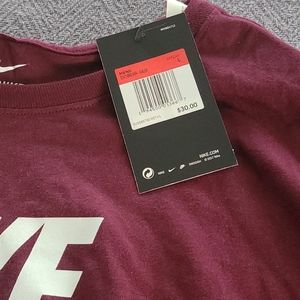 Nwt nike long sleeve t-shirt